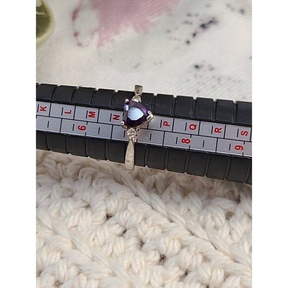 Amethyst Heart Ring Size 7 | Sterling Silver Purple Gemstone Romantic Jewelry - Picture 4 of 7